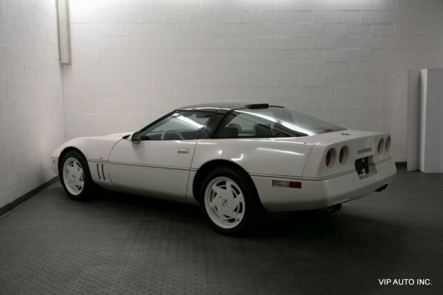 1988 Chevrolet Corvette Coupe - photo 3