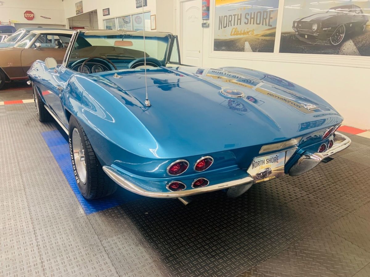 1967 Chevrolet Corvette - CONVERTIBLE - TWO TOPS - 327 V8 - - photo 3