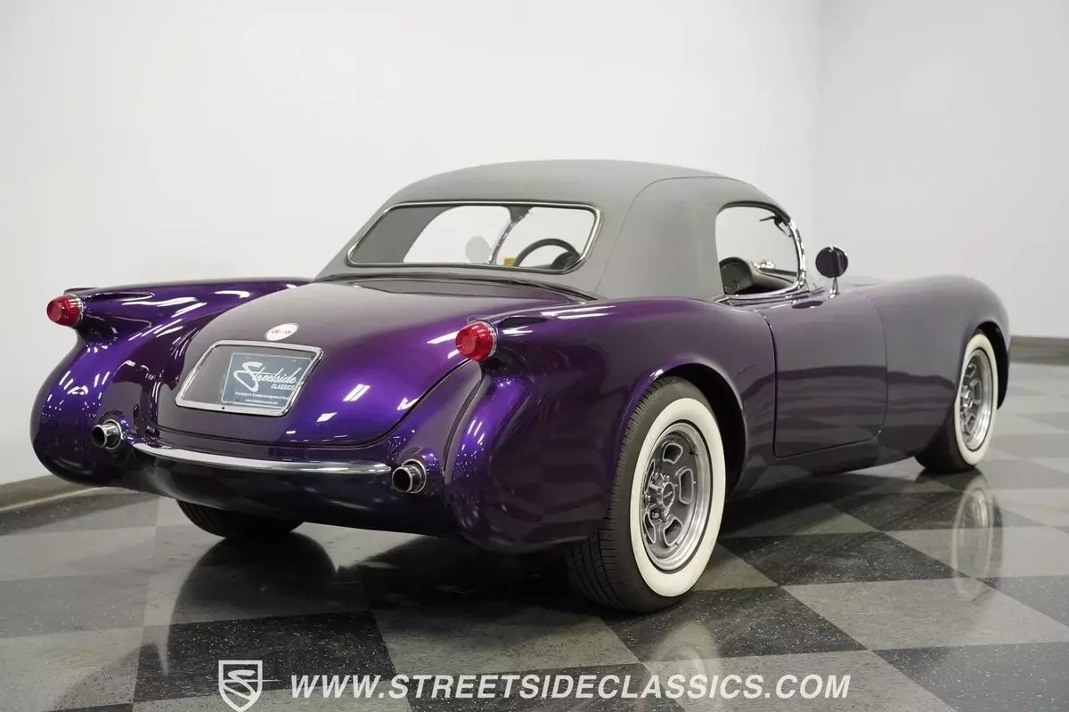 1953 Chevrolet Corvette Replica - photo 12