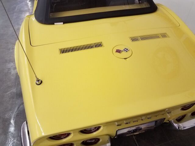 1969 Chevrolet Corvette - L68 TRI-POWER - 427 400HP - NUMBERS MATCHING - N - photo 11