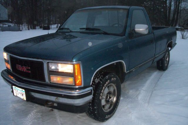 Chevrolet GMC 4X4 Pickup Truck SUPER LOW MILES 79,936 ACT MILES 1990 Chevrolet Silverado 1500 GMC