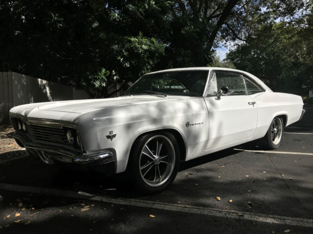 1966 Chevrolet Impala - photo 2