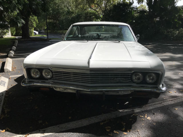 1966 Chevrolet Impala - photo 3