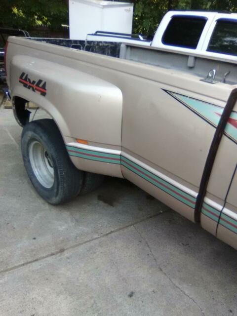 1992 Chevrolet C/K Pickup 3500 - photo 6