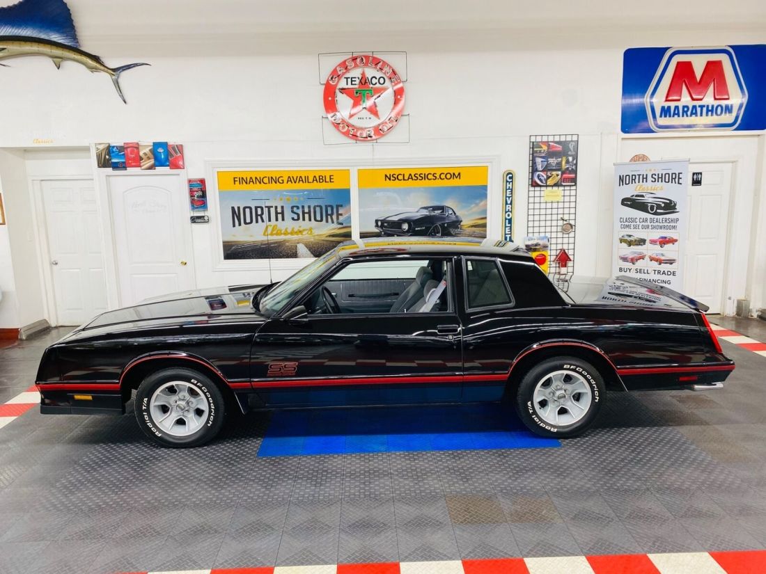 1988 Chevrolet Monte Carlo - SUPER SPORT - 34K ORIGINAL MILES - LIKE NEW - SE - photo 7