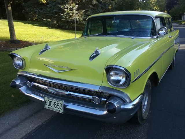 1957 Chevrolet Nomad Bel Air - photo 3