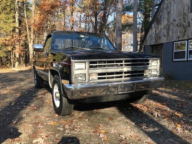 1983 Chevrolet C-10 Black - photo 2