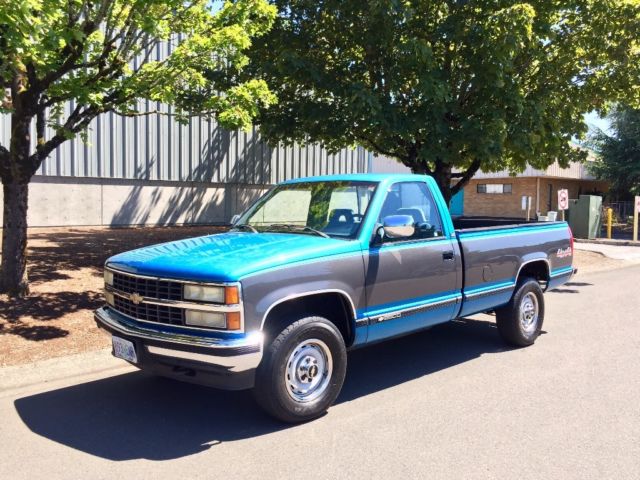 CHEVROLET SILVERADO C/K-2500 4X4 HD GMC SIERRA K20 K30 C10 C20 V30 LOW MILES 1992 Chevrolet Silverado 2500 4WD 1 Owner Very Low Miles Like New