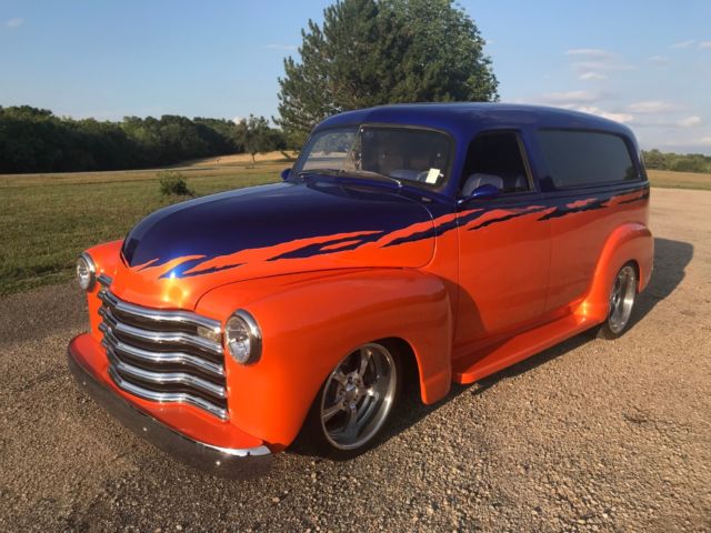 1950 Chevrolet Suburban - photo 4