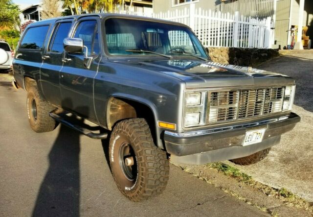 1987 Chevrolet Suburban Silverado - photo 2