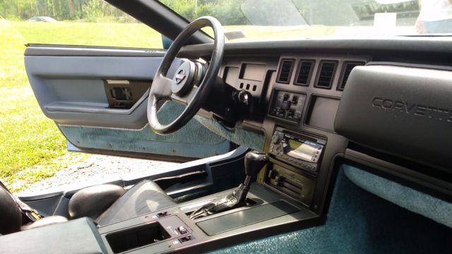 1984 Chevrolet Corvette - photo 6