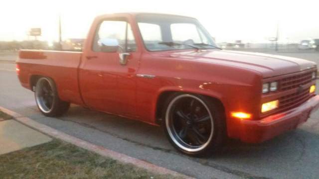 1987 Chevrolet C-10 Silverado - photo 2