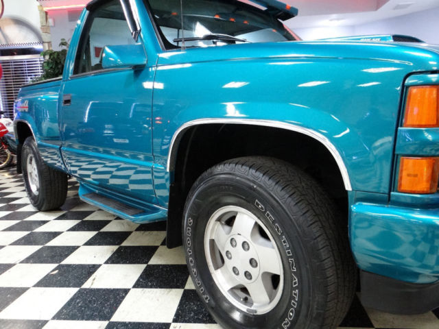 1994 Chevrolet C/K Pickup 1500 Ext Cab 155.5" WB - photo 7
