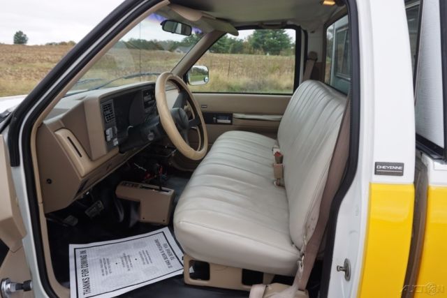1991 Chevrolet C/K Pickup 2500 - photo 3