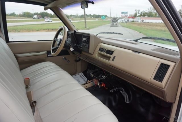 1991 Chevrolet C/K Pickup 2500 - photo 4