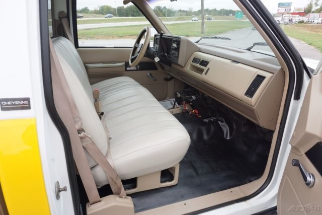 1991 Chevrolet C/K Pickup 2500 - photo 9