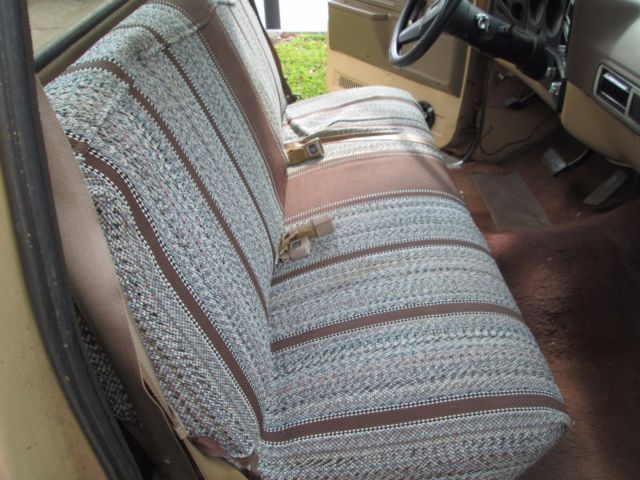 1978 Chevrolet C-10 tan white - photo 11