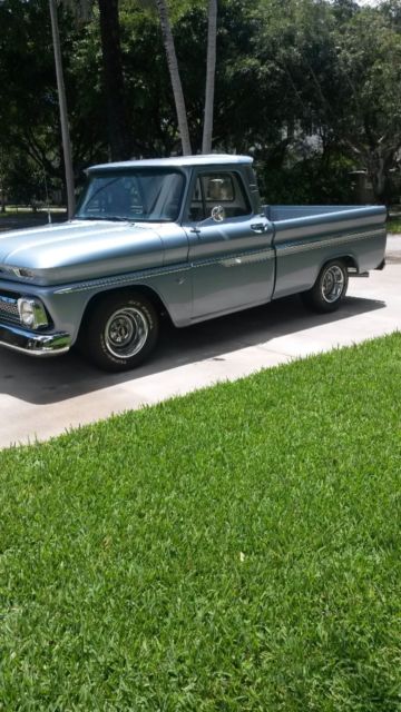 1966 Chevrolet C-10 SWB Fleetside - photo 2