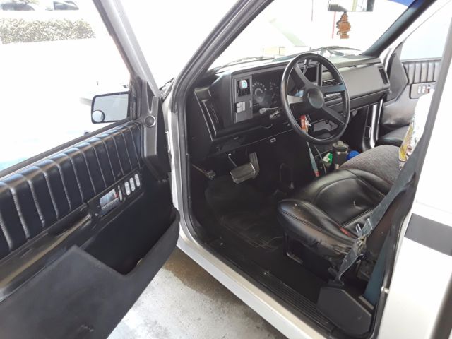 1990 Chevrolet Silverado 1500 SS - photo 3