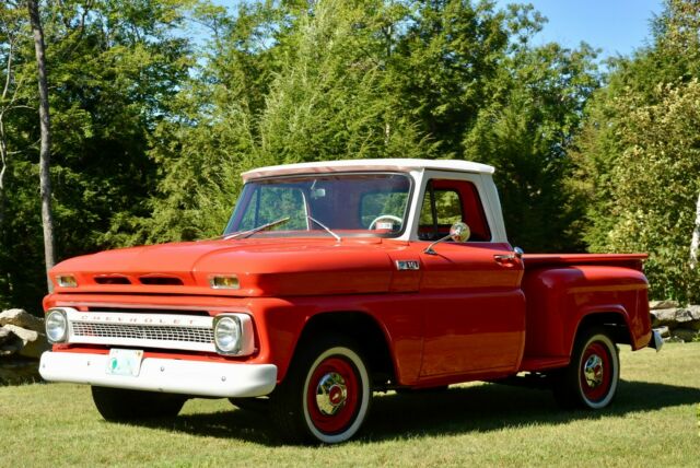 Chevy C10 step-side short bed manual floor mounted 3-speed, 6 cylinder 250cid 1965 Chevrolet C-10 step side short bed