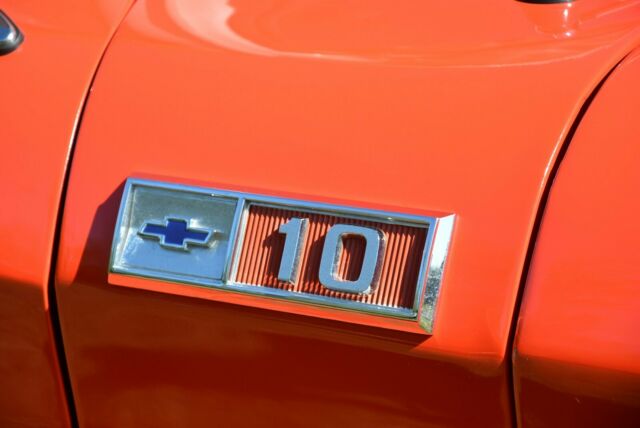 1965 Chevrolet C-10 step side short bed - photo 8