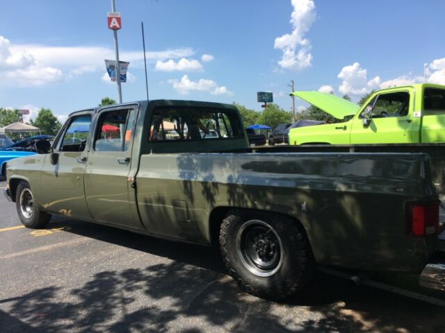Chevy C20 Crew Cab r2500 CUCV Squarebody 1988 Chevrolet C-10