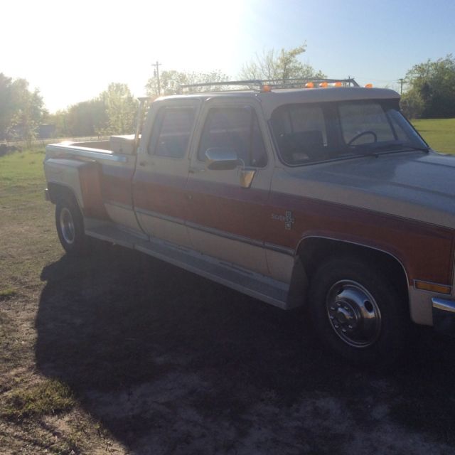 1984 Chevrolet C/K Pickup 3500 Over Land Coach - photo 2