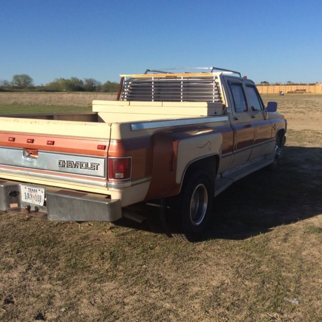1984 Chevrolet C/K Pickup 3500 Over Land Coach - photo 4