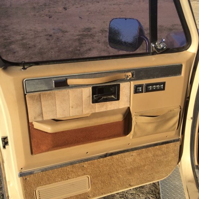 1984 Chevrolet C/K Pickup 3500 Over Land Coach - photo 6