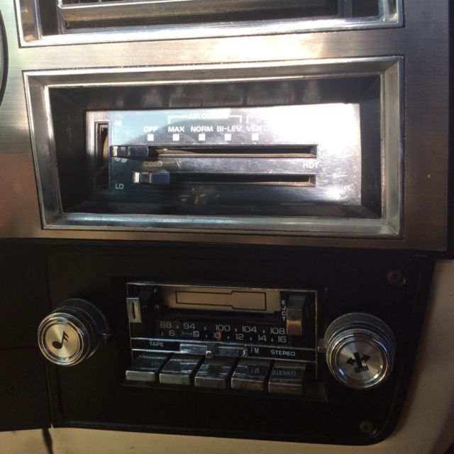 1984 Chevrolet C/K Pickup 3500 Over Land Coach - photo 9