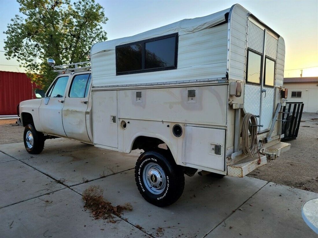 1985 Chevrolet Silverado 3500 NO RESERVE! C30 3+3 4X4 W/90K MILES - photo 4