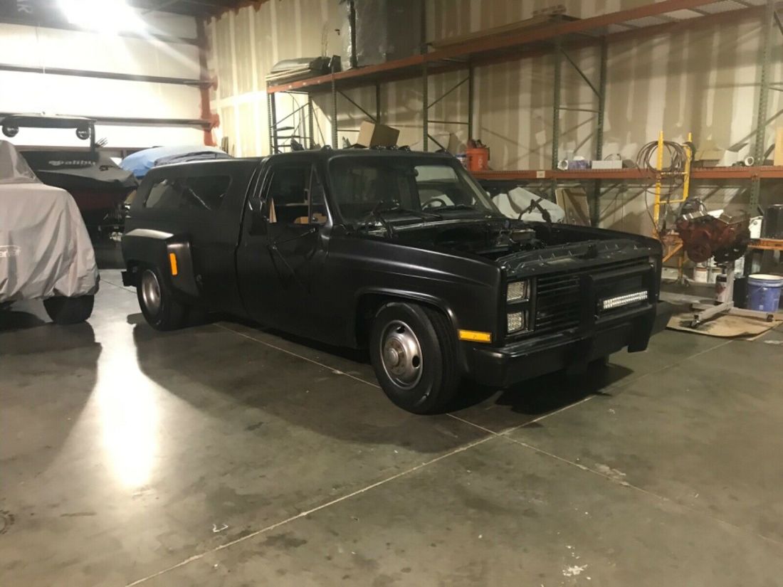 1983 Chevrolet C/K Pickup 3500 Custom - photo 4