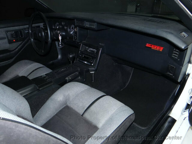 1987 Chevrolet Camaro - photo 12