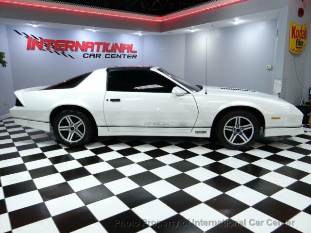 1987 Chevrolet Camaro - photo 3