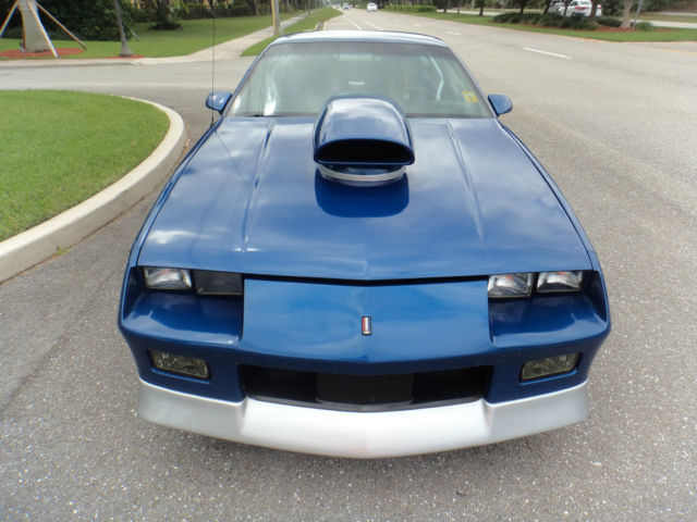 1988 Chevrolet Camaro - photo 10