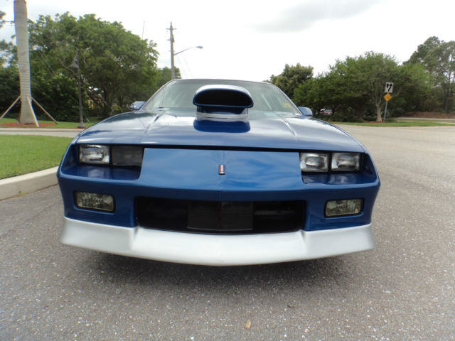 1988 Chevrolet Camaro - photo 9