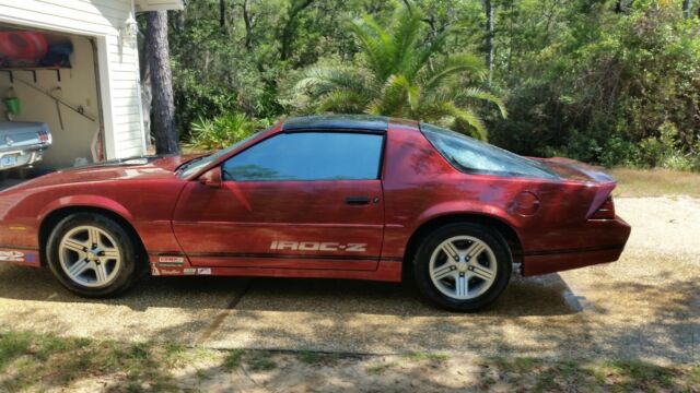 chevy camaro Irocz28 1989 Chevrolet Camaro Z28