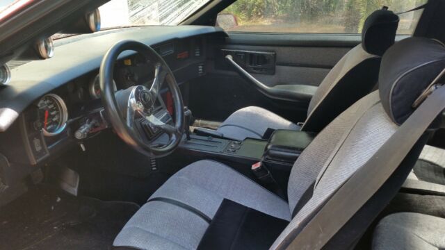 1989 Chevrolet Camaro Z28 - photo 3