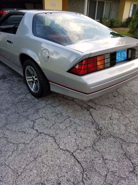 1985 Chevrolet Camaro - photo 4
