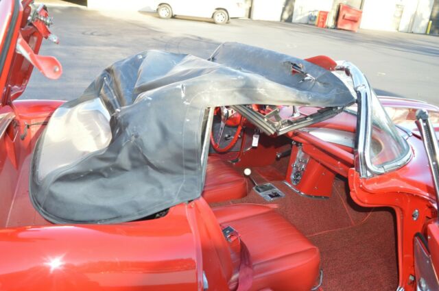 1960 Chevrolet Corvette CONVERTIBLE - photo 13