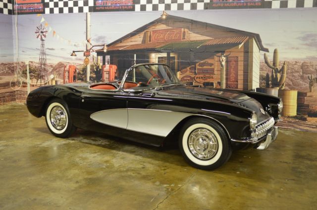 1957 Chevrolet Corvette CONVERTIBLE - photo 2