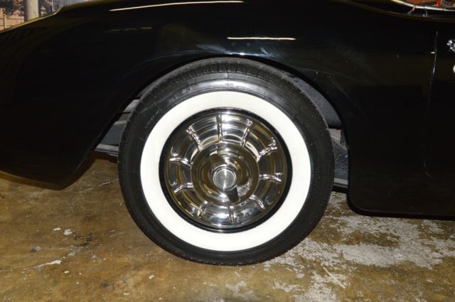 1957 Chevrolet Corvette CONVERTIBLE - photo 5