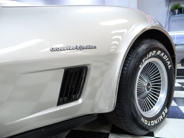 1982 Chevrolet Corvette Collectors Edition - photo 6