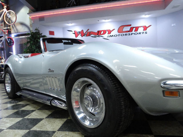 1969 Chevrolet Corvette - photo 12