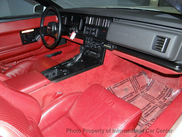 1984 Chevrolet Corvette - photo 10