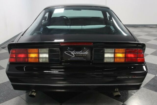 1989 Chevrolet Camaro IROC Z/28 - photo 12