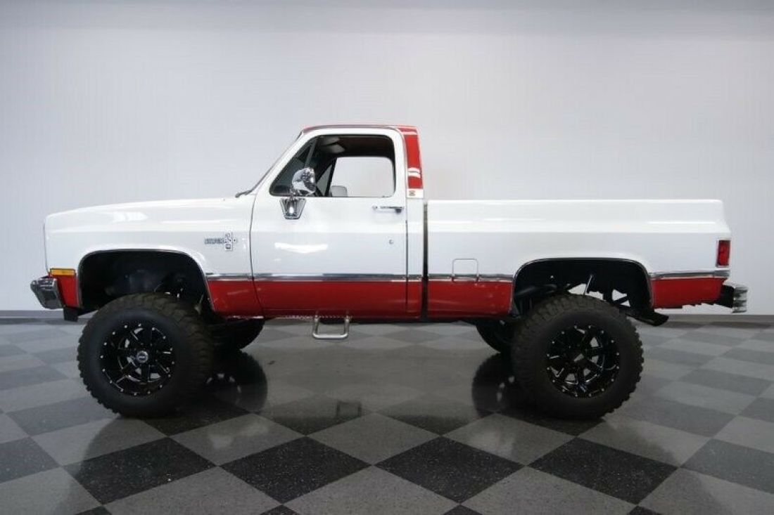 1987 Chevrolet Silverado 1500 K-10 4x4 - photo 8