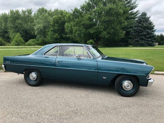 Chevy Nova II - 2 Dr Hardtop 1967 Chevrolet Nova