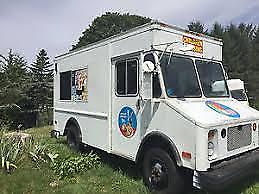 Chevy P30 Step Van Ice Cream Truck - 6.2 L Diesel - Aluminum Body - 1988 1988 Chevrolet Other