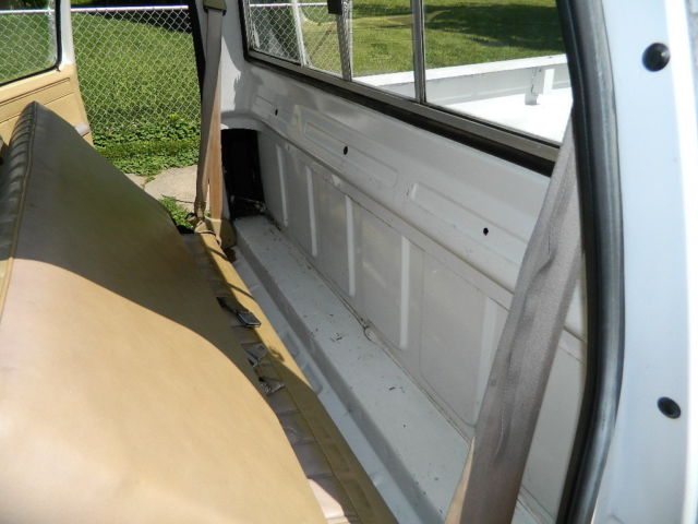 1982 Chevrolet C/K Pickup 2500 Custom - photo 6